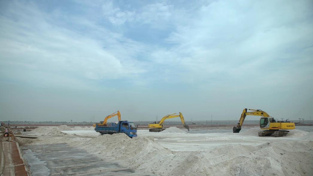 ����Ӱ��}