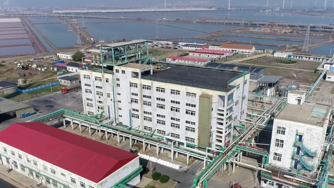 沖刺季 創(chuàng)佳績(jī)|鹵水綜合利用二廠超額完成四溴雙酚A生產(chǎn)月計(jì)劃